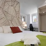 Vizcainos Garden Hotel *