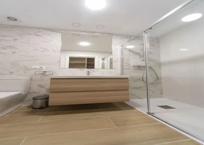 Vizcainos Garden Hotel *